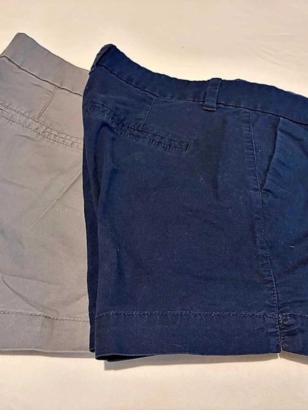 Old Navy Everyday Short Mid-Rise Shorts Blue & Gray Size 0